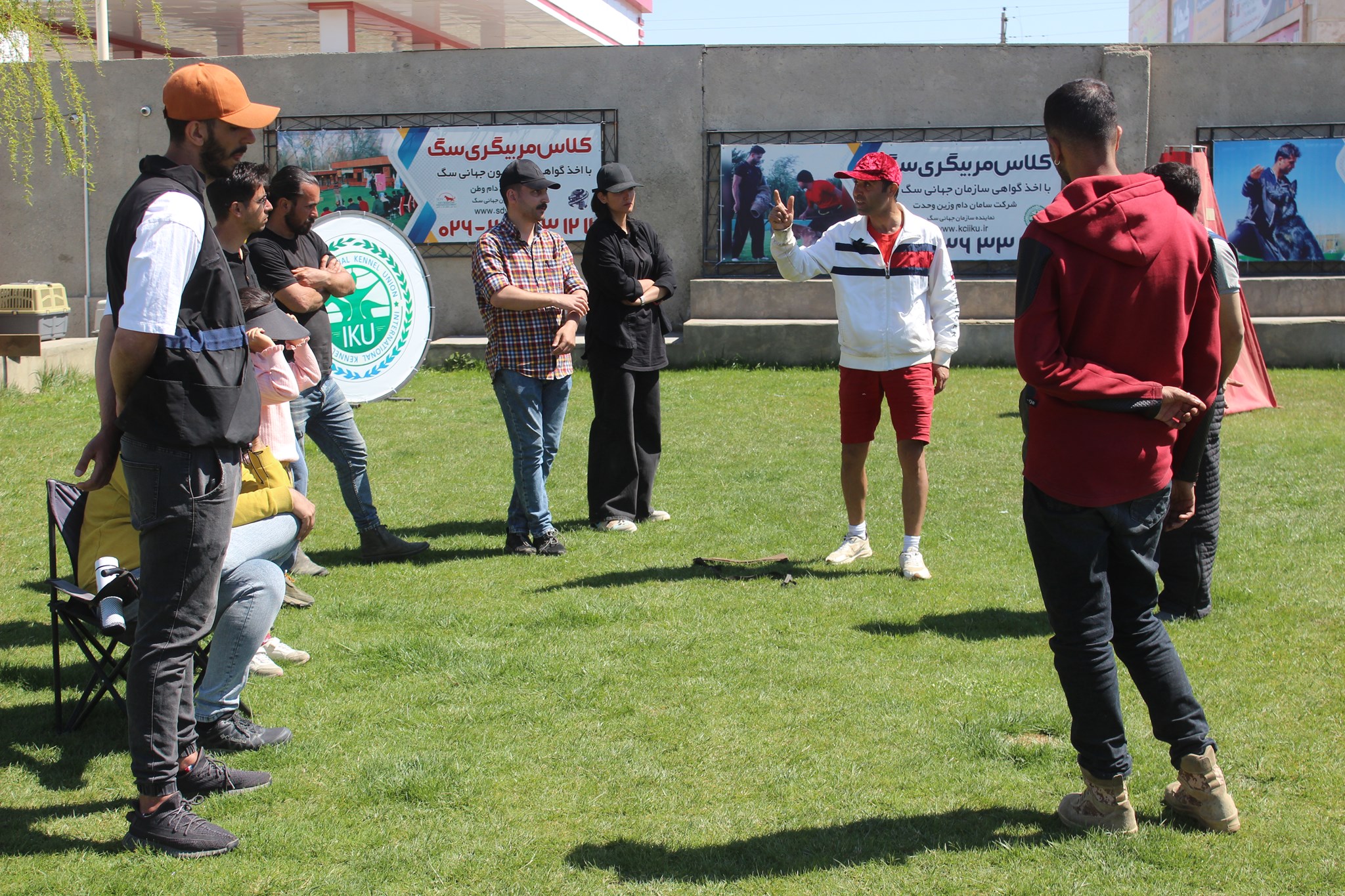 مربی سگ 