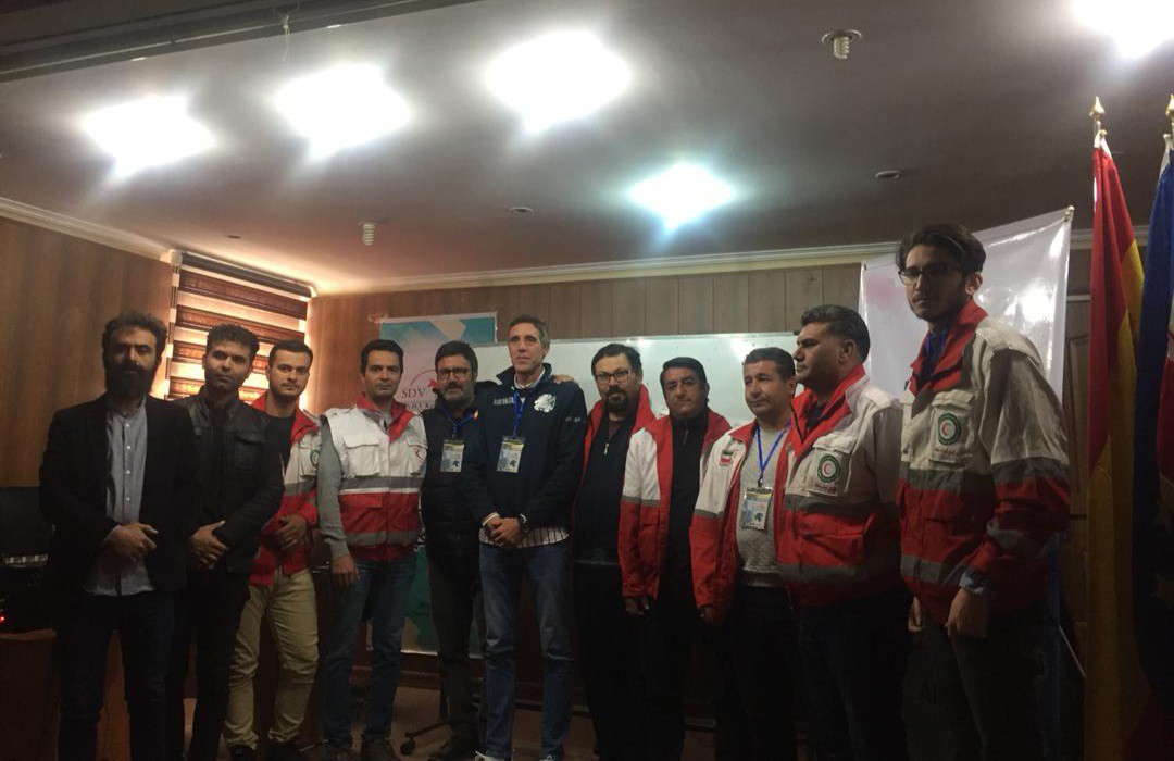 مربی سگ زنده یاب سمینار قهرمان سگ کار جهان و کارشناس بین المللی دنیل بن سوسان 