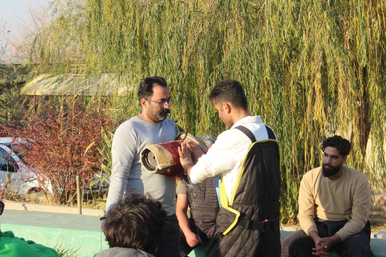 مربی سگ گارد 